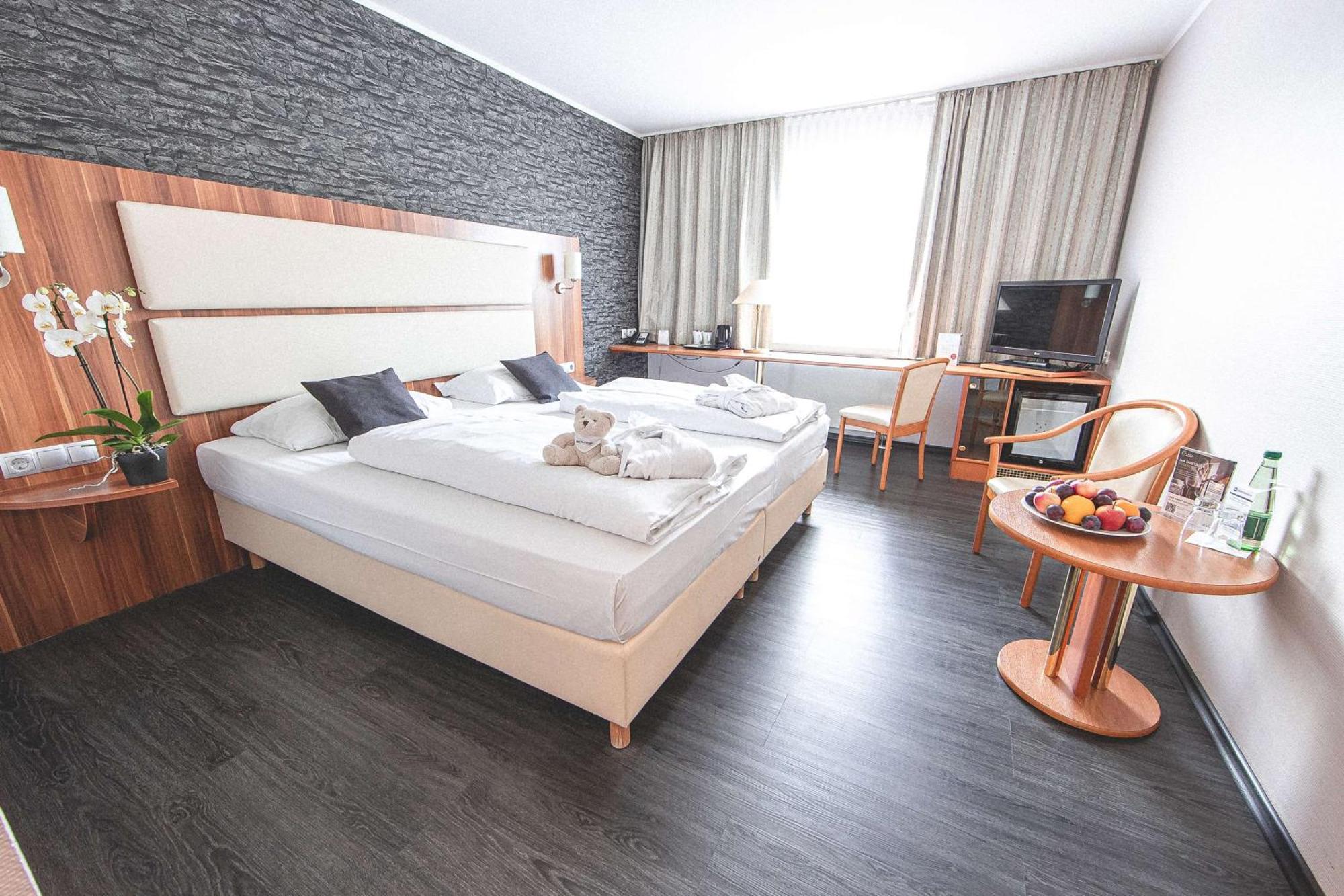 Best Western Plaza Hotel Zwickau Esterno foto